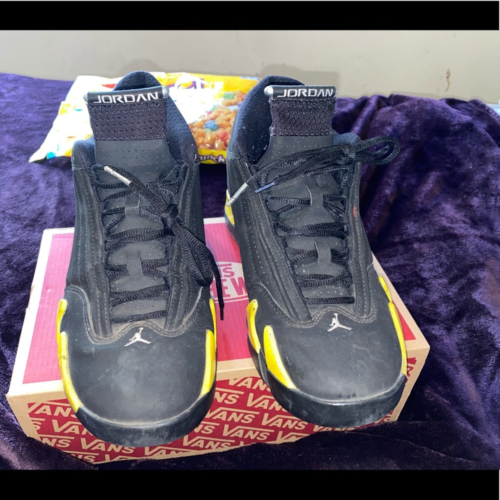 jordan 14 thunder